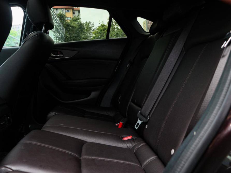 Mazda CX-4 I Рестайлинг Москва  - изображение 9