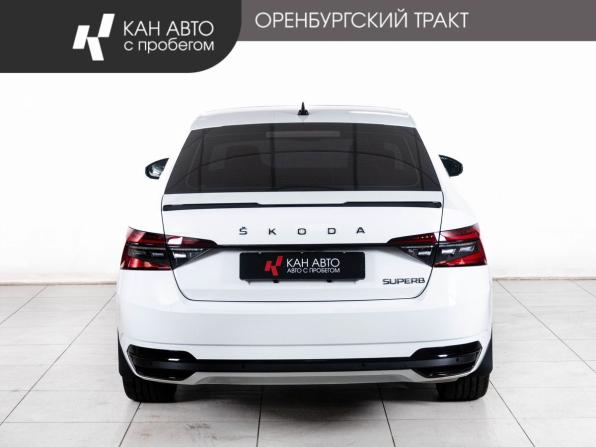 Skoda Superb III Рестайлинг с пробегом 2024 года, цена 4 635 000 рублей, 6600 км, лифтбек, Автокод Объявления