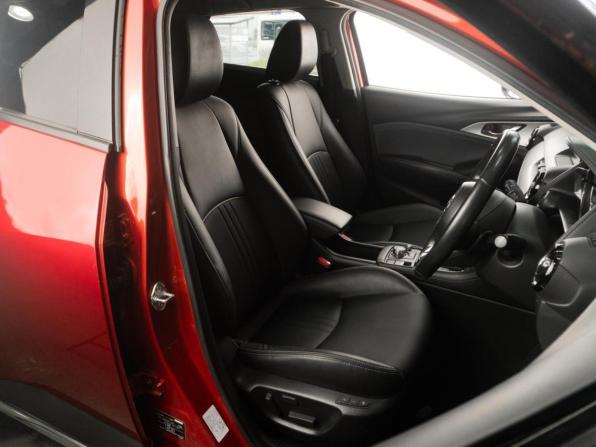 Mazda CX-3 I Рестайлинг с пробегом 2018 года, цена 1 785 000 рублей, 98344 км, внедорожник, Автокод Объявления