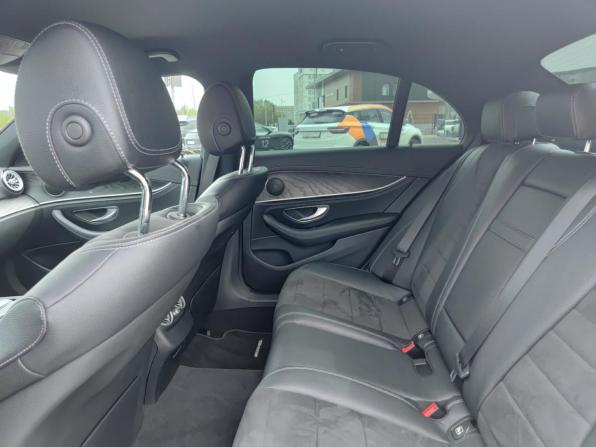 Mercedes-Benz E-Класс V (W213 S213 C238) Рестайлинг с пробегом 2021 года, цена 5 300 000 рублей, 65672 км, седан, Автокод Объявления