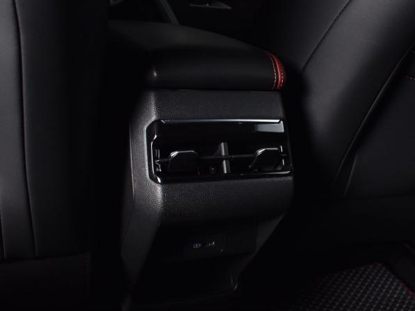 Geely Coolray I Рестайлинг с пробегом 2023 года, цена 2 099 997 рублей, 30047 км, внедорожник, Автокод Объявления