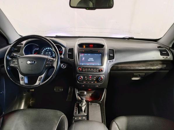 Kia Sorento II Рестайлинг с пробегом 2015 года, цена 2 089 000 рублей, 63026 км, внедорожник, Автокод Объявления