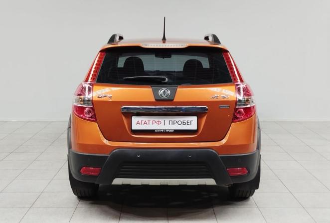 Dongfeng H30 Cross с пробегом 2016 года, цена 670 000 рублей, 107268 км, хэтчбек, Автокод Объявления