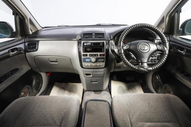 Toyota Ipsum II (M20) с пробегом 2001 года, цена 699 000 рублей, 386500 км, компактвэн, Автокод Объявления