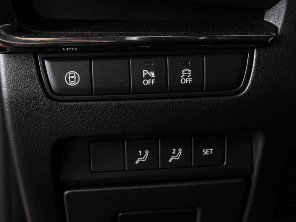 Mazda 3 IV (BP) с пробегом 2019 года, цена 2 100 000 рублей, 73467 км, хэтчбек, Автокод Объявления