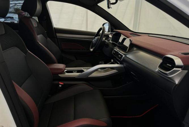 Geely Coolray I с пробегом 2023 года, цена 1 810 000 рублей, 61443 км, внедорожник, Автокод Объявления