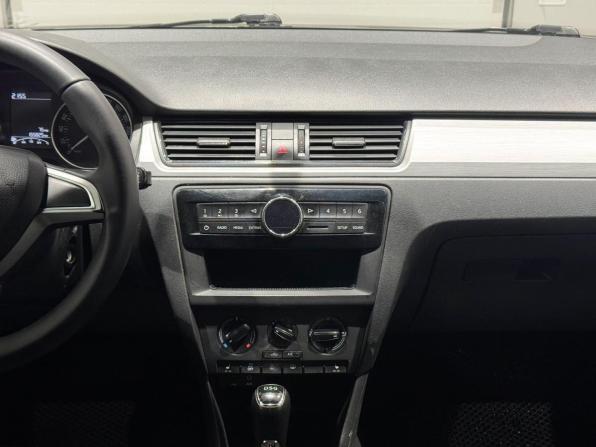 Skoda Rapid I с пробегом 2015 года, цена 896 049 рублей, 155825 км, лифтбек, Автокод Объявления