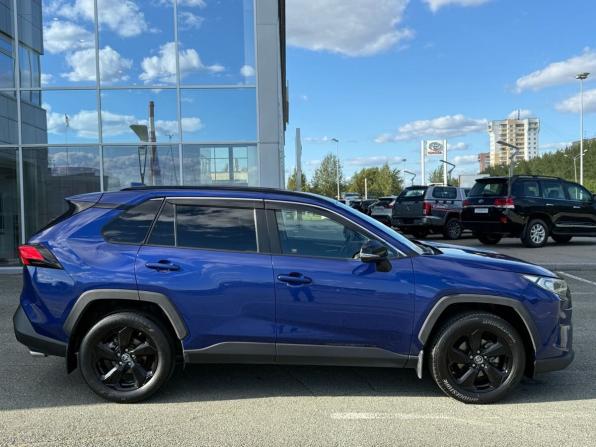 Toyota RAV4 V (XA50) с пробегом 2022 года, цена 3 400 000 рублей, 73646 км, внедорожник, Автокод Объявления