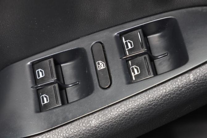 Volkswagen Jetta VI с пробегом 2013 года, цена 1 049 000 рублей, 275000 км, седан, Автокод Объявления