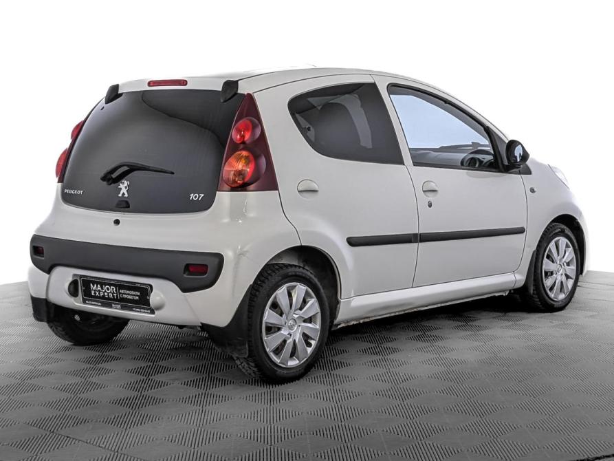 Peugeot 107 I Рестайлинг 2 Москва  - изображение 5