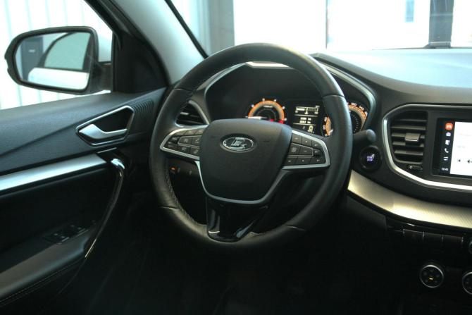Lada (ВАЗ) Vesta I Рестайлинг (NG) с пробегом 2024 года, цена 1 299 000 рублей, 21000 км, седан, Автокод Объявления