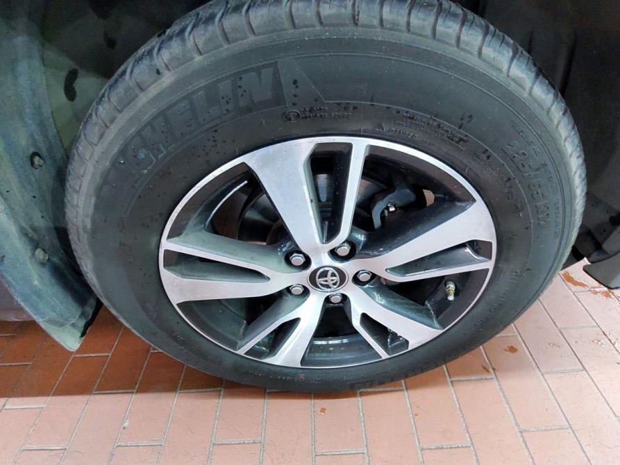 Toyota RAV4 IV (XA40) Рестайлинг Москва  - изображение 17