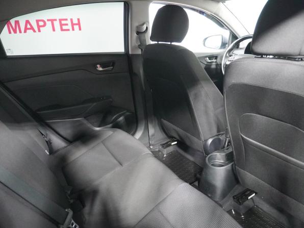 Hyundai Solaris II с пробегом 2017 года, цена 1 407 000 рублей, 80570 км, седан, Автокод Объявления