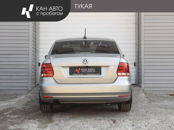 Volkswagen Polo V Рестайлинг с пробегом 2019 года, цена 1 350 500 рублей, 77600 км, седан, Автокод Объявления