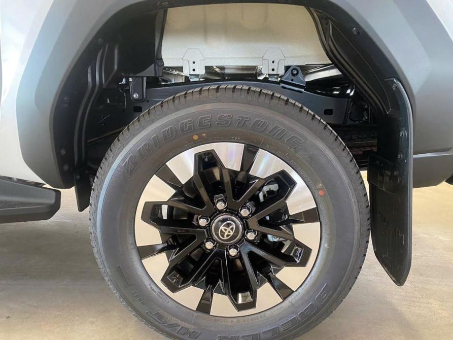 Toyota Hilux IX Самара  - изображение 13