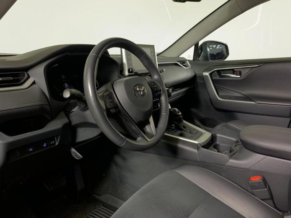 Toyota RAV4 V (XA50) с пробегом 2021 года, цена 3 254 000 рублей, 94071 км, внедорожник, Автокод Объявления