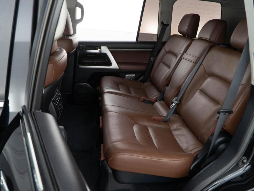 Toyota Land Cruiser 200 Series Рестайлинг 2 Москва  - изображение 9