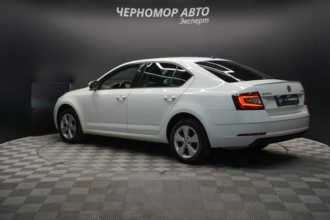 Skoda Octavia III (A7) Рестайлинг с пробегом 2019 года, цена 2 380 000 рублей, 152000 км, лифтбек, Автокод Объявления