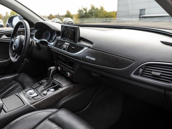 Audi A6 IV (C7) Рестайлинг с пробегом 2016 года, цена 2 499 000 рублей, 167000 км, седан, Автокод Объявления