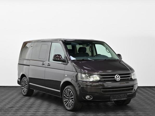 Volkswagen Caravelle T5 Рестайлинг с пробегом 2013 года, цена 2 049 000 рублей, 178000 км, минивэн, Автокод Объявления