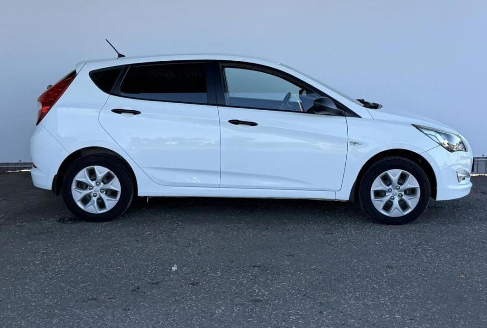 Hyundai Solaris I Рестайлинг Киров  - изображение 4