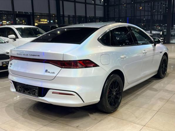 BYD Qin II с пробегом 2021 года, цена 2 150 000 рублей, 52000 км, седан, Автокод Объявления