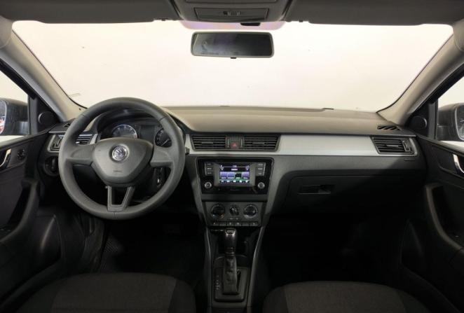 Skoda Rapid I с пробегом 2016 года, цена 985 000 рублей, 145283 км, лифтбек, Автокод Объявления