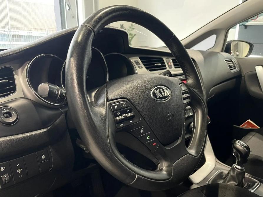 Kia Ceed II Москва  - изображение 13