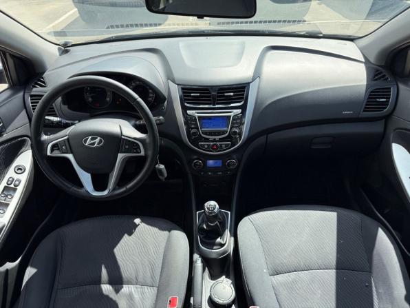 Hyundai Solaris I с пробегом 2011 года, цена 599 000 рублей, 122000 км, седан, Автокод Объявления