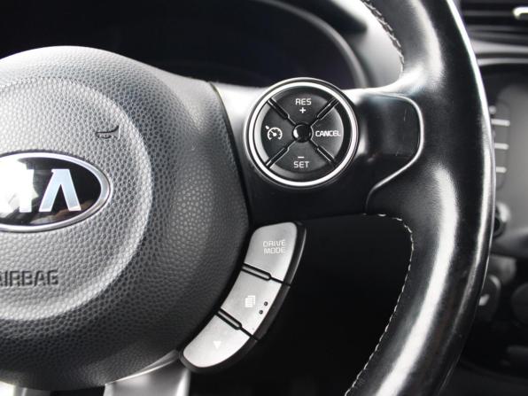 Kia Soul II Рестайлинг с пробегом 2018 года, цена 1 549 000 рублей, 132350 км, хэтчбек, Автокод Объявления
