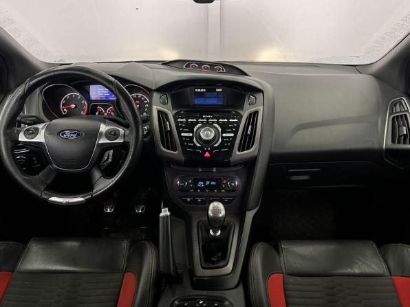 Ford Focus ST III с пробегом 2012 года, цена 1 199 000 рублей, 176055 км, универсал, Автокод Объявления