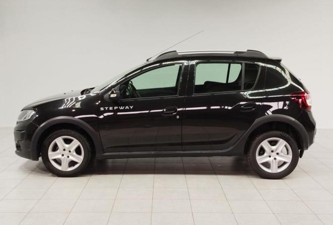 Renault Sandero II с пробегом 2015 года, цена 1 000 000 рублей, 128471 км, хэтчбек, Автокод Объявления