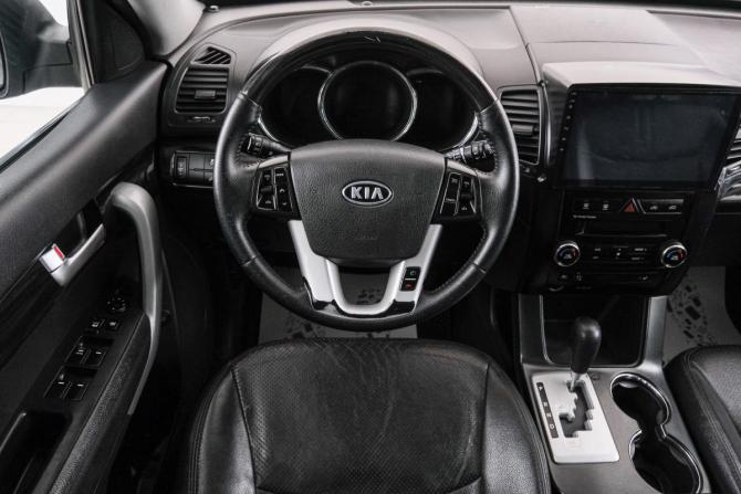 Kia Sorento II с пробегом 2010 года, цена 1 099 000 рублей, 257900 км, внедорожник, Автокод Объявления