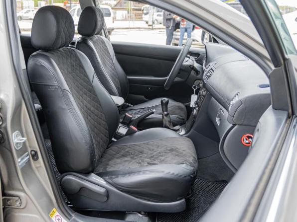Toyota Avensis II Рестайлинг с пробегом 2006 года, цена 777 000 рублей, 326828 км, седан, Автокод Объявления