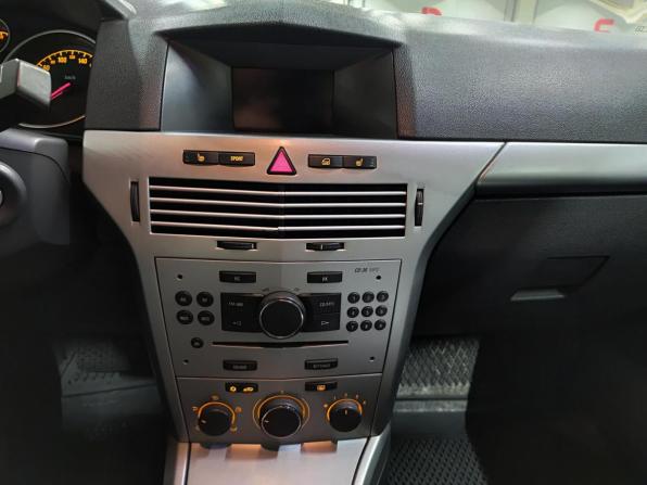 Opel Astra H Рестайлинг с пробегом 2010 года, цена 499 000 рублей, 178258 км, хэтчбек, Автокод Объявления