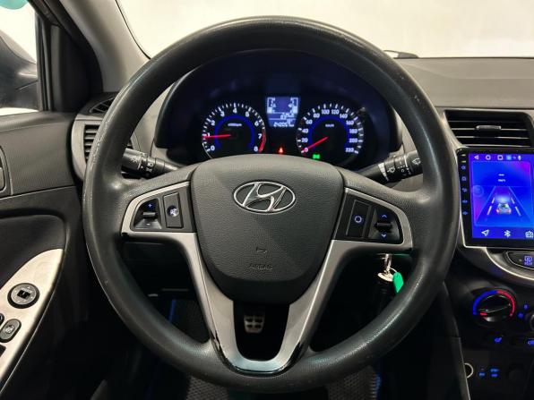 Hyundai Solaris I Рестайлинг с пробегом 2016 года, цена 599 000 рублей, 242050 км, седан, Автокод Объявления