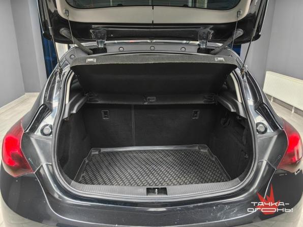 Opel Astra J Рестайлинг с пробегом 2013 года, цена 484 000 рублей, 308000 км, хэтчбек, Автокод Объявления