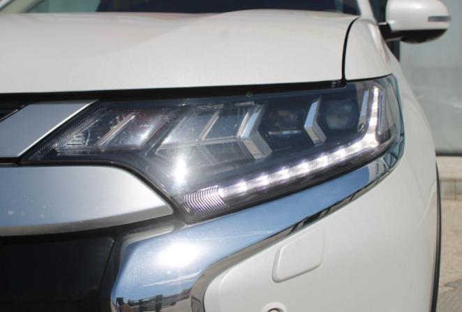 Mitsubishi Outlander III Рестайлинг 3 с пробегом 2020 года, цена 2 820 000 рублей, 70124 км, внедорожник, Автокод Объявления