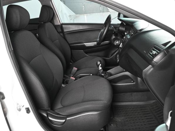 Kia Rio III Рестайлинг с пробегом 2015 года, цена 799 000 рублей, 192270 км, седан, Автокод Объявления