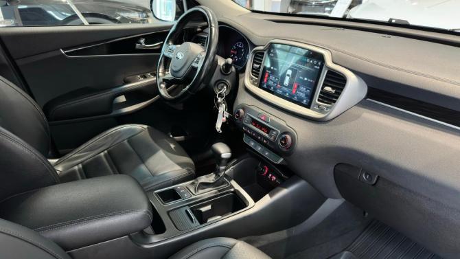 Kia Sorento III Prime Рестайлинг с пробегом 2020 года, цена 2 449 000 рублей, 144000 км, внедорожник, Автокод Объявления