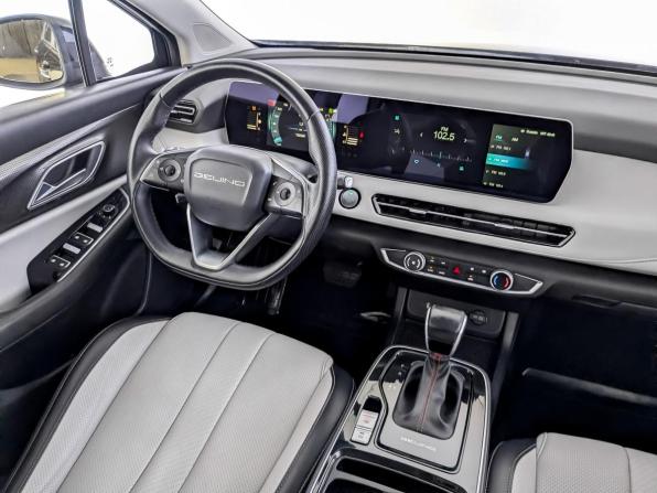 BAIC U5 Plus с пробегом 2023 года, цена 700 000 рублей, 130341 км, седан, Автокод Объявления