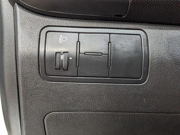 Hyundai Solaris I с пробегом 2013 года, цена 595 000 рублей, 122272 км, седан, Автокод Объявления