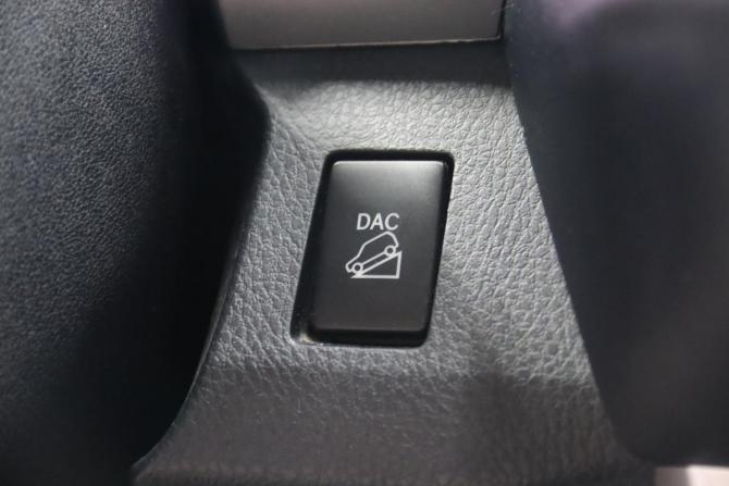 Toyota RAV4 IV (XA40) Рестайлинг с пробегом 2017 года, цена 2 280 850 рублей, 146821 км, внедорожник, Автокод Объявления
