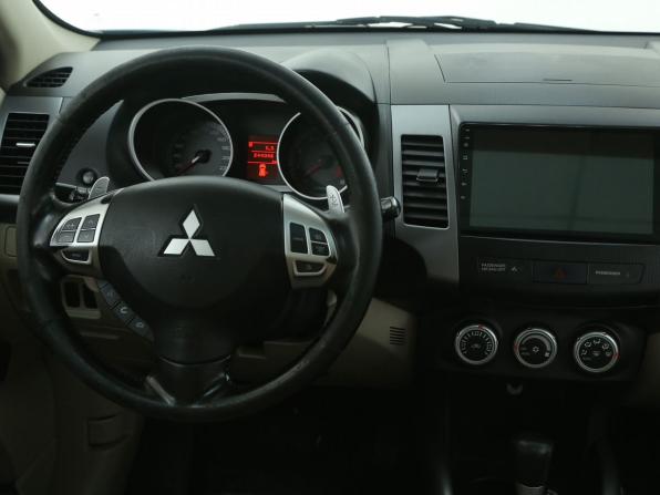 Mitsubishi Outlander II с пробегом 2008 года, цена 770 000 рублей, 244000 км, внедорожник, Автокод Объявления
