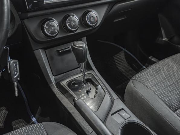 Toyota Corolla XI (E160 E170 E180) с пробегом 2014 года, цена 1 020 000 рублей, 186899 км, седан, Автокод Объявления