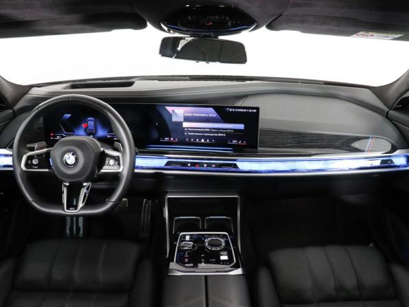 BMW 7 серии VII (G70) с пробегом 2022 года, цена 12 108 000 рублей, 13026 км, седан, Автокод Объявления