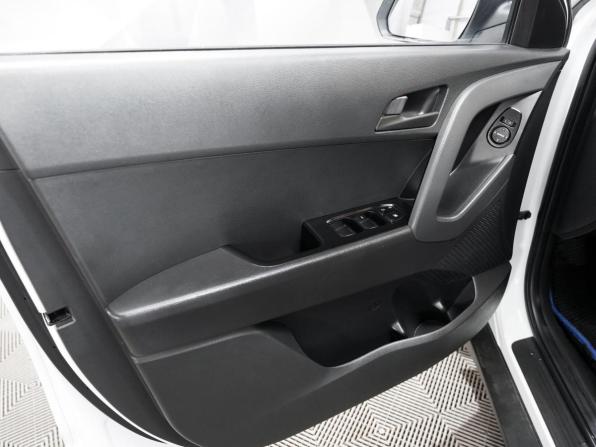 Hyundai Creta I с пробегом 2018 года, цена 1 955 000 рублей, 102000 км, внедорожник, Автокод Объявления