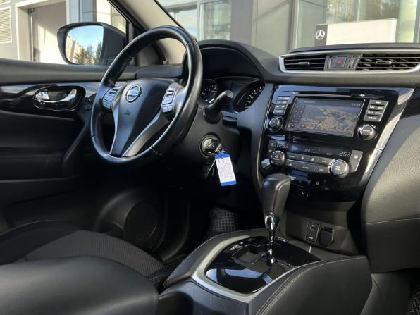 Nissan Qashqai II с пробегом 2016 года, цена 1 570 000 рублей, 140173 км, внедорожник, Автокод Объявления