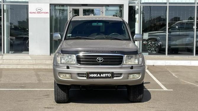 Toyota Land Cruiser 100 Series с пробегом 2000 года, цена 1 700 000 рублей, 246027 км, внедорожник, Автокод Объявления