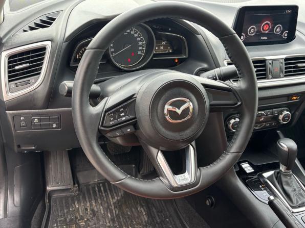 Mazda 3 III (BM) Рестайлинг с пробегом 2018 года, цена 1 760 000 рублей, 101000 км, седан, Автокод Объявления